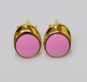 ต่างหูทรงกลมเคลือบทอง 14K เงินแท้ S925 ประดับด้วยสีชมพูเคลือบเงา สามารถปรับแต่งได้สำหรับขายปลีก OEM ODM ผลิตในประเทศไทย - Product Image 1