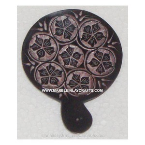 ที่ใส่ธูปทำจากหินสบู่สีดำ ลายดอกไม้แกะสลัก ดีไซน์โดดเด่น สำหรับตกแต่งวัด พร้อมการตกแต่งอย่างประณีต - Product Image 1