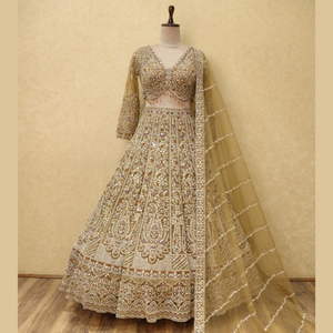 ชุดเลเฮนกาสีน้ำตาลทองสไตล์บอลลีวูด พร้อมงานปักมือประณีตสวยงาม ราคาขายส่งจากอินเดีย - Product Image 1