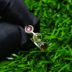 Bagues minimalistes pour femmes en argent sterling 925 serties de pierres précieuses en tourmaline naturelle multicolores de 1,11 gramme plaquées rhodium pour les fêtes - Product Image 4