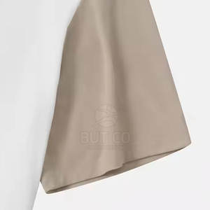 T-shirt pour homme coupe ajustée 100% coton Matériau durable et vêtements et vêtements confortables - Product Image 4