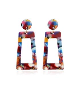 Pendientes de Resina Epoxi al por Mayor del Mejor Fabricante, Diseño Popular de Lujo para Fiestas, Joyería de Moda, Pendientes de Resina, Nuevo Diseño - Product Image 1