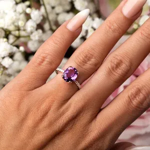 Bague ovale en argent 925 avec améthyste et placage or rose, ajustable, élégante, accessoire de mode pour fiançailles - Product Image 3