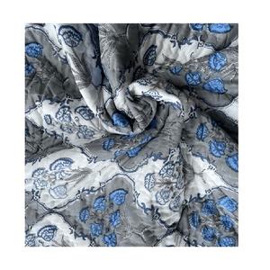 Jaikuri – édredon indien fait à la main, bloc de main imprimé, Voile de coton rasai réversible, édredon fait à la main - Product Image 1