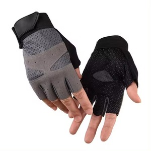 Haute qualité avec logo personnalisé vente en gros par bon fabricant nouveau style meilleur matériel avec des taux bon marché pour les gants de fitness de gym - Product Image 1