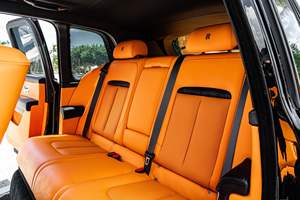 Rolls-Royce Cullinan Turbo 2024, Sedán Automático con Techo Corredizo, Faros Delanteros, Cámara Trasera de 360°, Asientos Eléctricos - Product Image 6