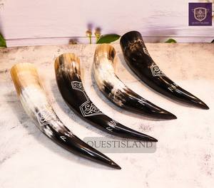 Corne à boire en laiton antique sculptée, corne de buffle naturelle polie, corne à boire antique sculptée par HANNAN HANDICRAFT - Product Image 2