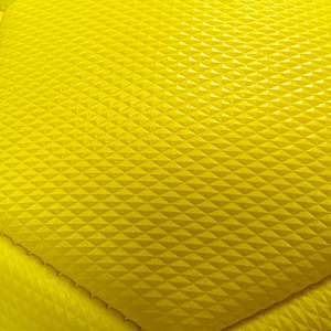 Ballons de football de club économiques en cuir PU stratifié imperméable, fabriqués au Pakistan, 32 panneaux, cousus à la machine, super adhérence, personnalisables - Product Image 4