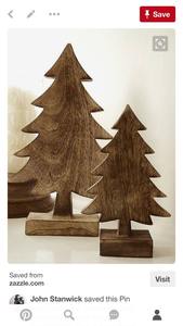 Arbre de Noël en bois écologique moderne de Antique Creations avec taille et forme personnalisables - Product Image 4