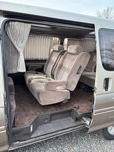 Toyota Hiace Super Custom Limited 1996 Usada, 4x4, Sin Reserva, Camioneta del Mercado Japonés, Motor Turbodiésel, Tracción en las Cuatro Ruedas, Versión Estadounidense Título - Product Image 5