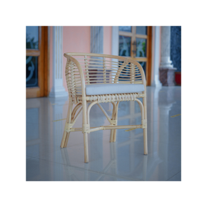 Silla de Ratán Moderna, Elegante y Cómoda para Interiores, Mueble Duradero con Toque Natural para Sala de Estar, Apartamentos, Hoteles y Villas - Product Image 3