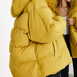 Dernière collection de vestes matelassées de haute qualité pour femmes, vente en gros, collection d'hiver, vestes surdimensionnées personnalisées, tissu respirant, tendance - Product Image 3