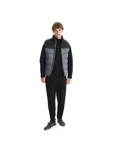 <b>Men's</b> Winter Sleeveless Puffer <b>Jacket</b> with Stand Collar <b>Smart</b> Casual Style Front Logo Solid Pattern Zipper Closure Dyed - Product Image 5