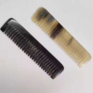 Peine pequeño de cuerno natural Masaje de color natural Barba Peines multiusos Fácil de usar Precio de fábrica por Crescent ctafts - Product Image 2