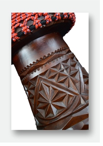 Djembe SOLOBEAT Hecho a Mano, Tallado en Madera de Abedul con Parches de Piel de Oveja, Tambor Profesional de 10 Pulgadas - Product Image 2