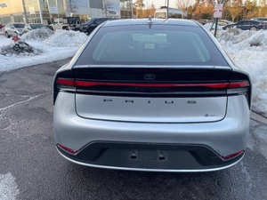 โตโยต้า พรีอุส LE ปี 2025 สภาพดีเยี่ยม มือสอง - Product Image 3