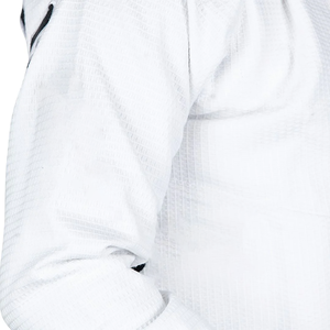 De la ceinture blanche à la ceinture noire dans un kimono de karaté et un kimono de karaté avec logo frontal, séchage rapide - Product Image 4