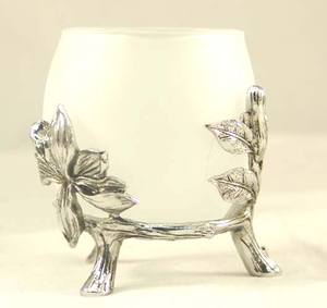 HIGH QUALITY SILVER HOME ORNAMENT DECORATIVE LEAF DESIGN ZINC ALLOY <b>CANDLE</b> <b>STAND</b> & CANDLEHOLDER for Valentine's Day - Product Image 1