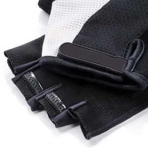 Guantes de Ciclismo de medio dedo cómodos y personalizados transpirables antideslizantes para deportes al aire libre hechos en EE. UU. - Product Image 6