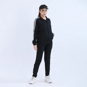 Ensemble de survêtement 2 pièces pour femmes en gros, polyester de qualité supérieure, veste zippée et pantalon slim, tenue de sport pour la salle de sport, le jogging et les activités sportives - Product Image 5