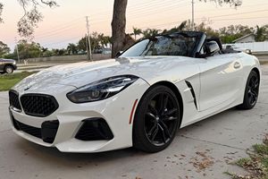 SUPER CLEAN 2022 B-M-W Z4 M40I PRÊT À ÊTRE EXPÉDIÉ - Product Image 4