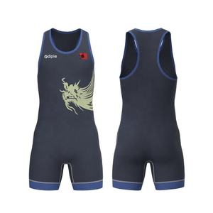 Camiseta de lucha para hombre hecha a medida de alta elasticidad y ropa cómoda para torneos de lucha libre y sesiones de entrenamiento - Product Image 1