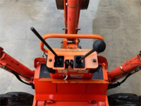 Meilleure offre 2014 KUBOTA B26 Meilleures ventes Haute qualité Occasion en bon état Machines de construction automatisées Chargeuse-pelleteuse Kubota