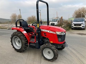 Compre Tractores Massey Ferguson GC1725M Usados en Stock, Equipos Agrícolas con Entrega Rápida y Variantes de Potencia Disponibles para la Venta - Product Image 2