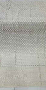 Vente à l'exportation de tissu de broderie sur tout la largeur parfaite pour les robes Lehengas et les projets de draperie hommes et femmes - Product Image 2