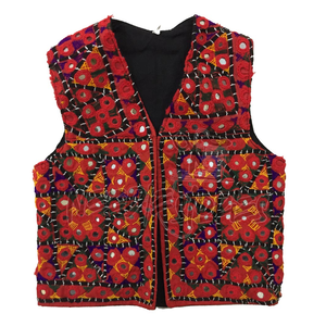 Koti fait à la main pour enfants, gilet Ajrak brodé à la main du fabricant pakistanais - Product Image 4