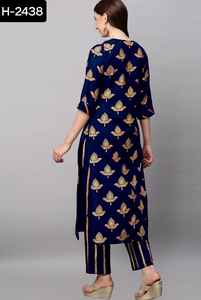 Las últimas mujeres usan Simle Heavy Rayon Kurti y Pent Set con tallas grandes disponibles para mujeres indias y paquistaníes usan ropa - Product Image 4