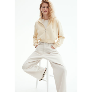 Sweat à capuche court pour femmes au toucher doux Bangladesh OEM ODM fournisseur personnalisé en vrac coton Spandex fermeture éclair séchage rapide sweat à capuche respirant - Product Image 3