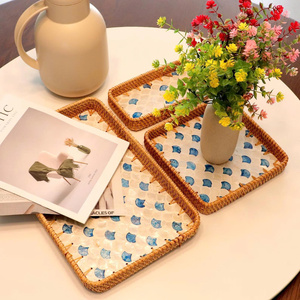 Bandeja de Ratán con Incrustaciones de Madreperla, Bandeja de Servir de Ratán con Base de Madera, Cesta Decorativa de Mimbre para Decoración de Mesa y Almacenamiento - Product Image 4