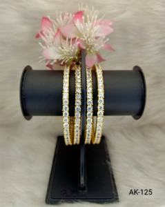 เครื่องประดับกำไลข้อมือโฆษณาที่มีสไตล์คุณภาพระดับพรีเมี่ยมสำหรับอุปกรณ์งานเลี้ยงและเป็นตัวให้เป็นของขวัญ - Product Image 3