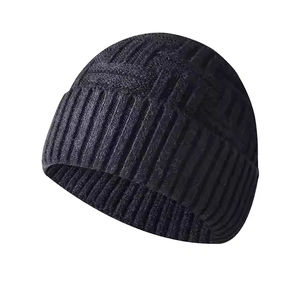 Gorro unisex de invierno al por mayor, tejido de punto acrílico personalizable de alta calidad, exquisitamente cálido, cómodo, para viajes en la playa - Product Image 2