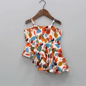 Ensemble Kurti Palazzo orange pour filles Shoryam Fashion |   Tenue ethnique décontractée de style peplum imprimée avec pantalon palazzo évasé - Product Image 3