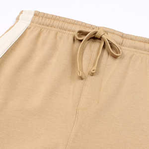 Conjunto Deportivo de Primera Calidad Hecho en Pakistán, Color Beige Sólido para Hombre, Chaqueta con Cierre y Pantalones con Cintura Elástica - Product Image 6