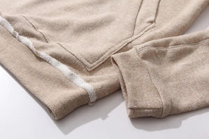 Sweat à capuche streetwear coupe ajustée pour hommes en coton de haute qualité avec impression de logo personnalisé parfait pour la mode moderne - Product Image 3