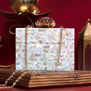 Sacs à main en nacre colorée pour femmes, sacs à bandoulière, design moderne artisanal, respectueux de l'environnement, pour les mariages, les fêtes, les looks de mariée - Product Image 3