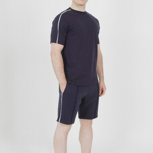 Conjunto de Camiseta de Verano para Hombre OEM, 2 Piezas, Traje Deportivo, Ropa Deportiva Personalizada con Detalles en Ribete, Camiseta de Manga Corta y Pantalones Cortos - Product Image 4