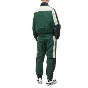 Conjunto Deportivo Cortavientos Personalizado de Nailon Liso para Hombre, Ropa Deportiva Cortavientos, Conjunto Deportivo Holgado para Hombre - Product Image 2