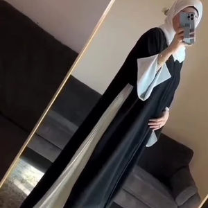 Élégant modeste brodé à la main femmes beaux plis latéraux Abayas formelle traditionnelle Dubaï robes tissu respirant - Product Image 3