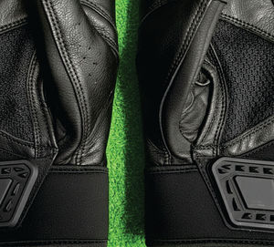 Gants de frappe de baseball de qualité professionnelle, fabriqués aux États-Unis, design célèbre, cuir fendu de qualité supérieure, antidérapant, logo et design personnalisés - Product Image 4