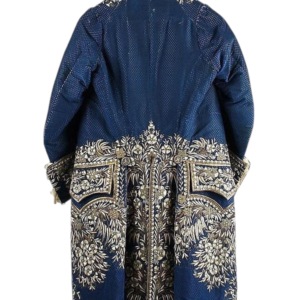 Traje de corte francés, hecho de seda e hilo metálico, datado de finales del siglo XVIII o principios del siglo XIX - Product Image 6