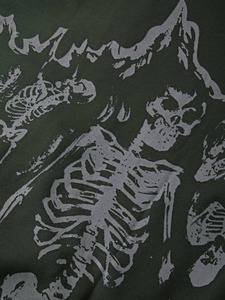 Ensemble sweat à capuche et short avec fermeture éclair complète d'automne Survêtements d'été Ensemble sweat-shirt à capuche et short avec logo personnalisé et impression bouffante pour hommes - Product Image 3