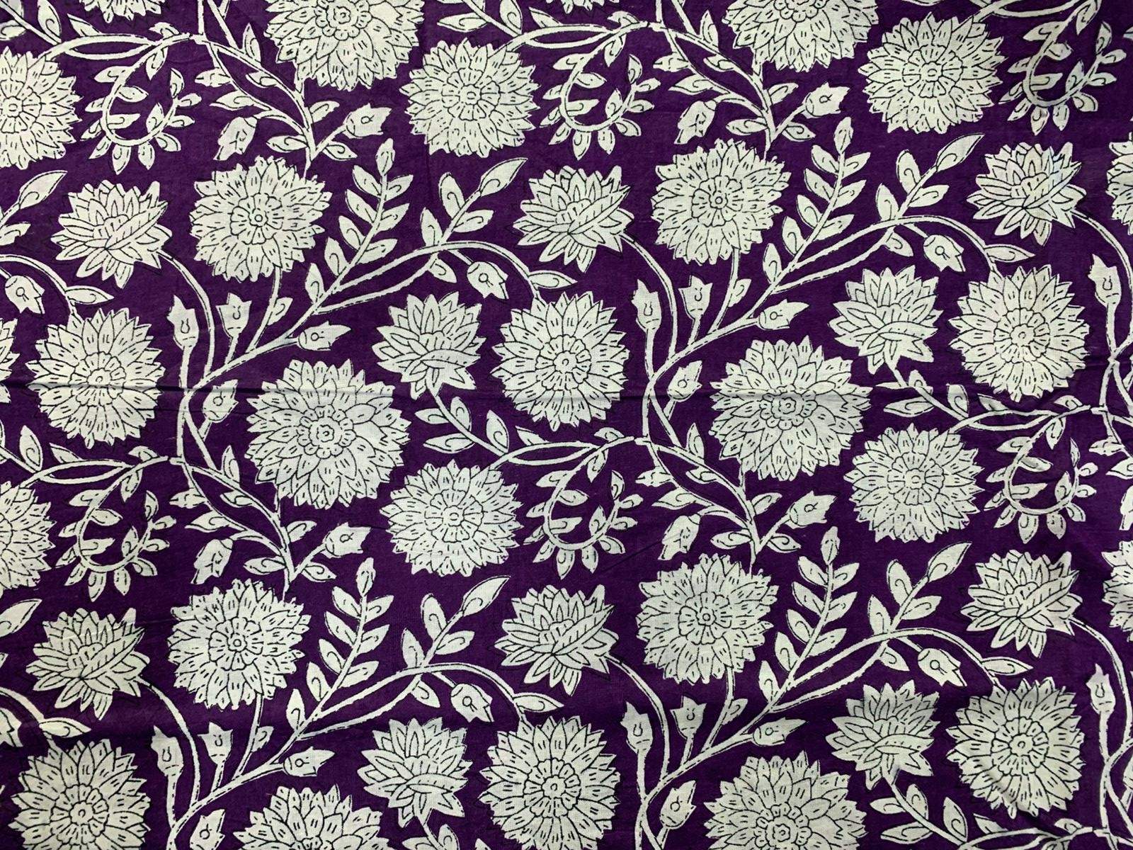 Comme montrent dans l'image