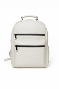 Mochila Urbana de Cuero Suave Modern Craft, Lujo Diario de Divine International - Product Image 2