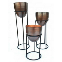Jardinière en métal vintage, finition antique, pot à fleurs Heritage Bloom, pot de jardin style ancien, charme rustique, jardinière à fleurs