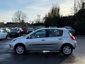 RENAULT CLIO 1.5 DCI DYNAMIQUE 2006 D'OCCASION CÔTÉ GAUCHE/DROIT - Product Image 3