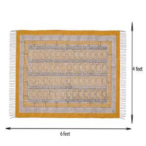 Tapis jaune de style Jaipuri 100% coton avec impression de bloc à la main et travail de broderie pour la décoration de la maison ou l'utilisation de la voiture - Product Image 2